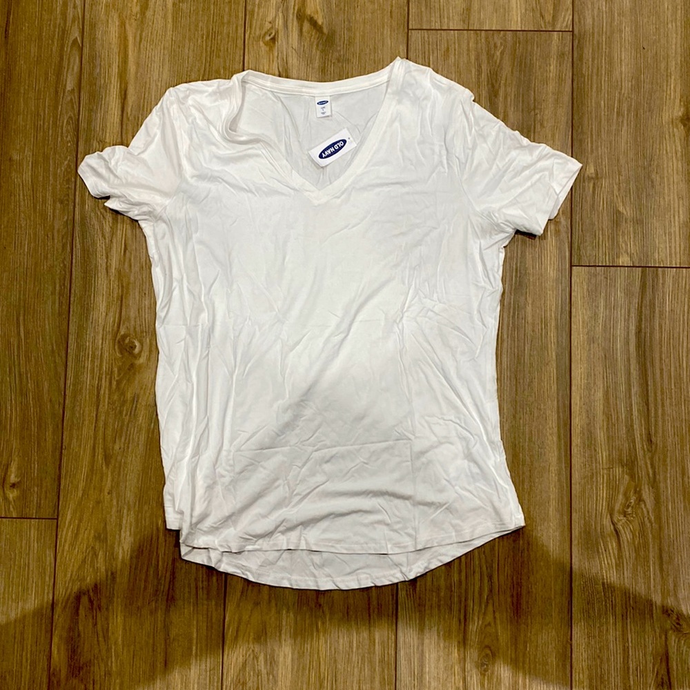 White Old Navy top